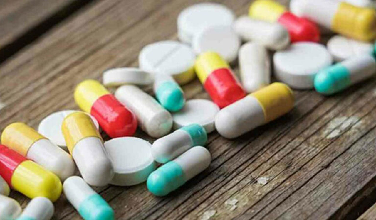 Hyderabad Task Force arrests two for selling expired medicines in Punjagutta