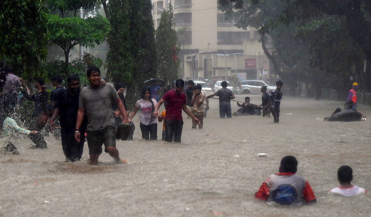 Red alert across Maharashtra as monsoon fury batters Mumbai, coastal districts