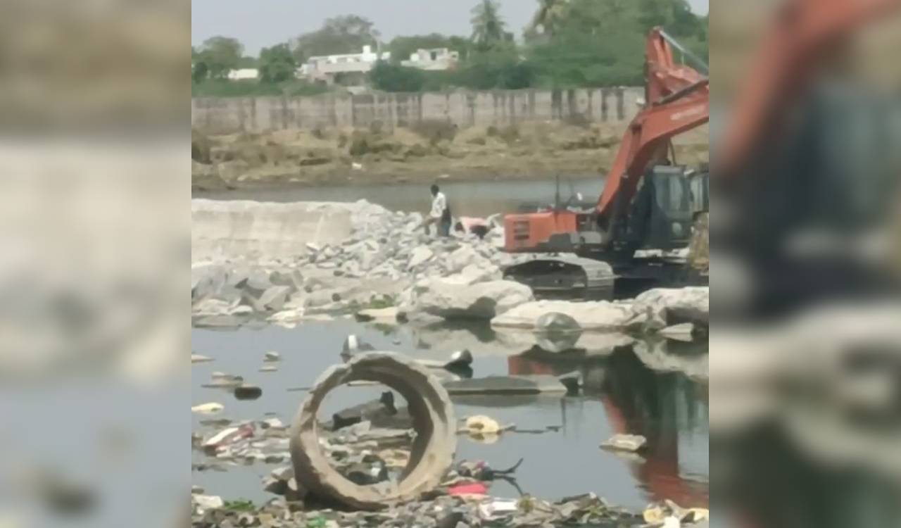 Water crisis follows demolition of Munneru check dam built under BRS regime in Khammam