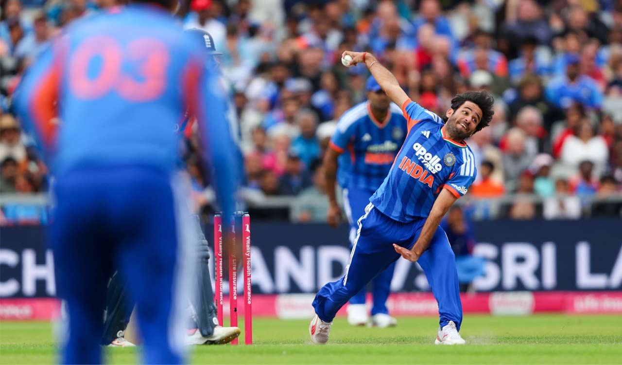 Parthiv Patel says Ravi Bishnoi’s costly over turned second T20I in England’s favour
