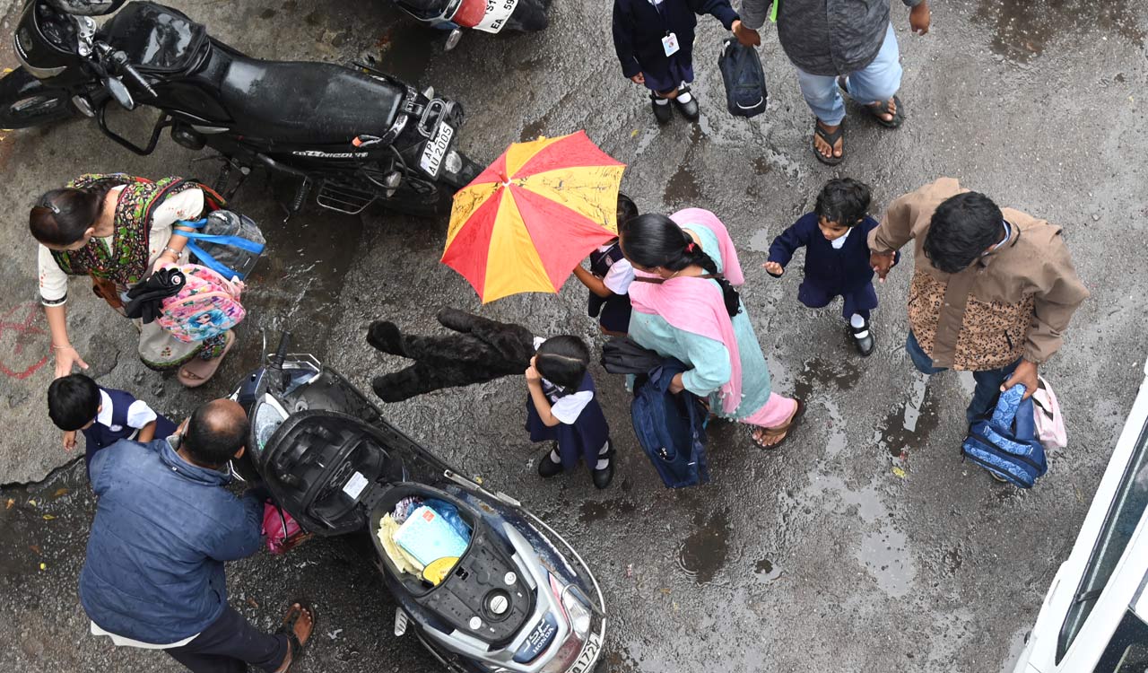 IMD issues heavy rainfall alert for 16 Telangana districts