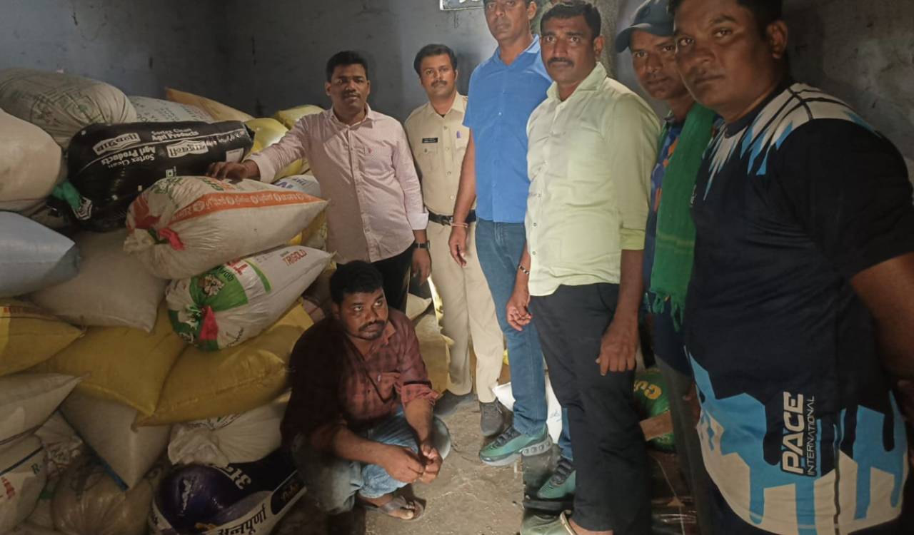 80 quintals PDS rice seized in raids at Peddapalli, Mancherial