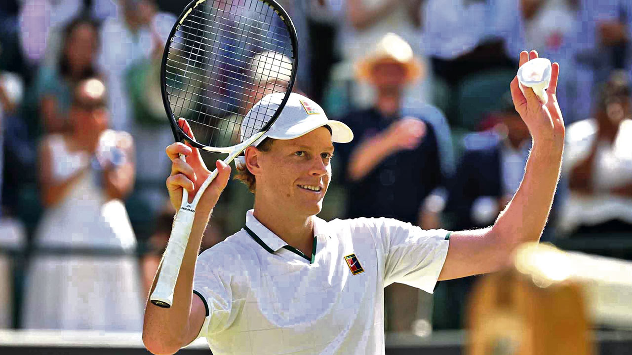 Jannik Sinner reaches Wimbledon semifinals after straight-sets win over Jan-Lennard Struff