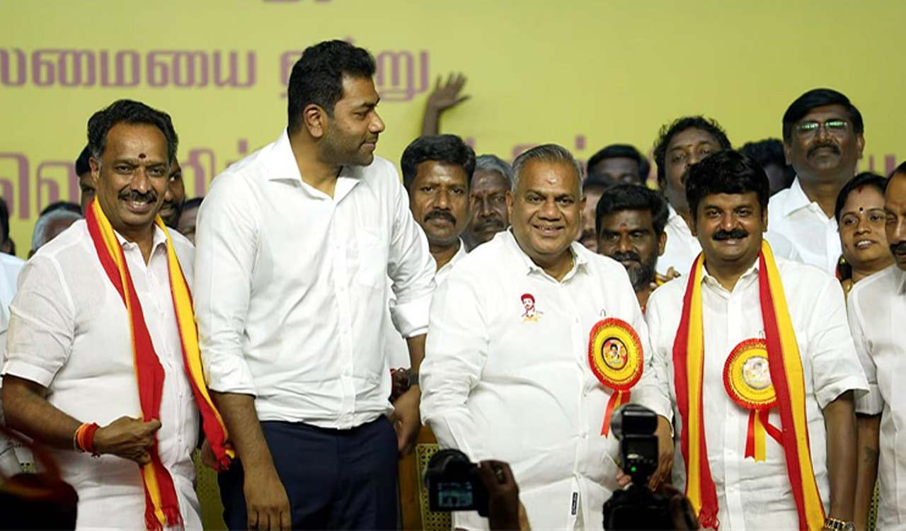 Former AIADMK ministers C Vijayabaskar and MR Vijayabaskar join TVK with 15000 supporters