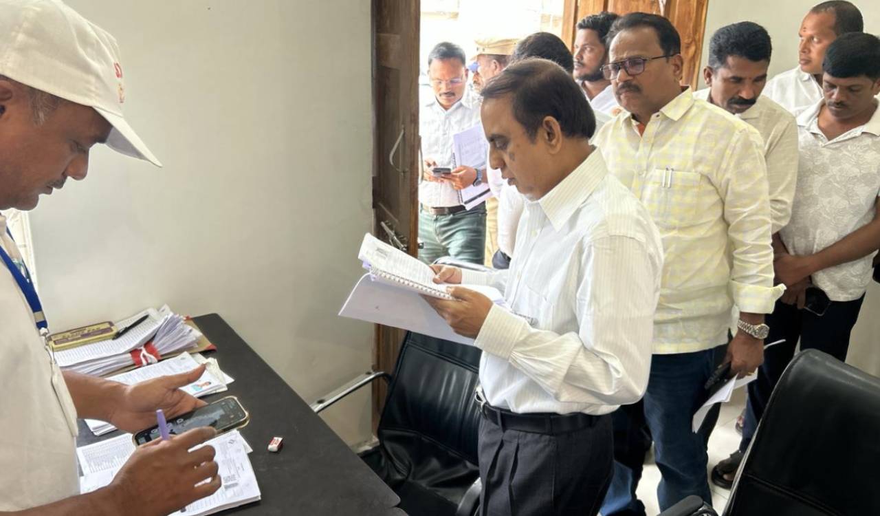 Telangana CEO asks officials to speed up SIR enumeration digitisation
