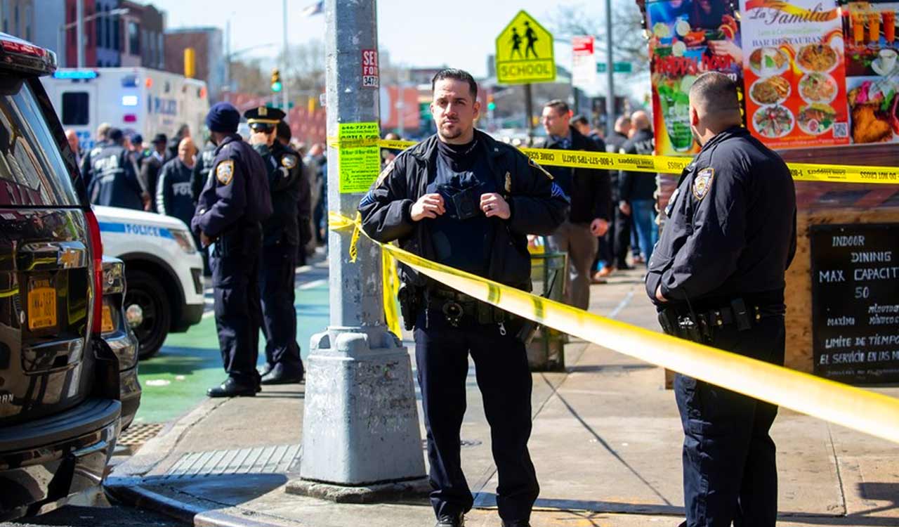 Two men stabbed in separate Manhattan attacks; NYPD probes possible hate crime