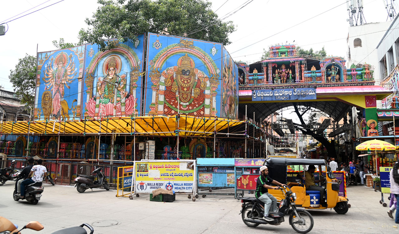 Grand arrangements in place for Lashkar Bonalu at Ujjaini Mahakali temple
