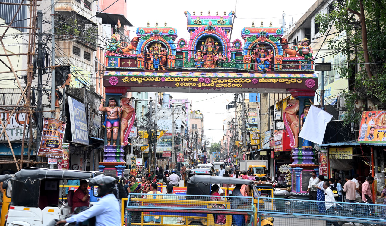 Grand arrangements in place for Lashkar Bonalu at Ujjaini Mahakali temple