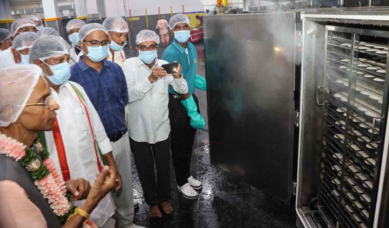 SCCL-backed kitchen to provide breakfast to 44,107 students in Khammam