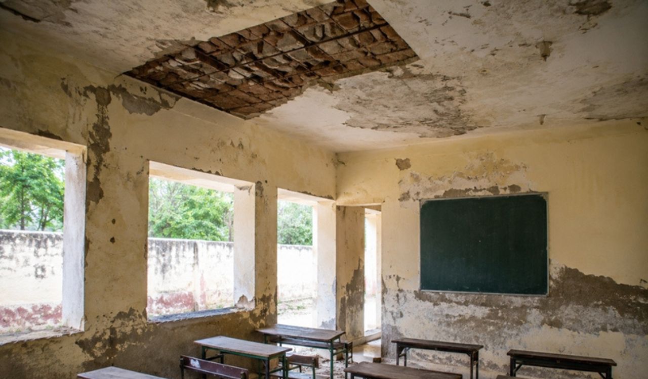 Rajasthan education secretary scales ladders in surprise school safety checks