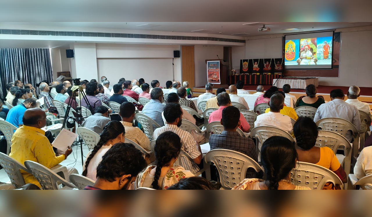 Sharada Peetham’s Vedanta Vichara Deepika programme concludes in Hyderabad