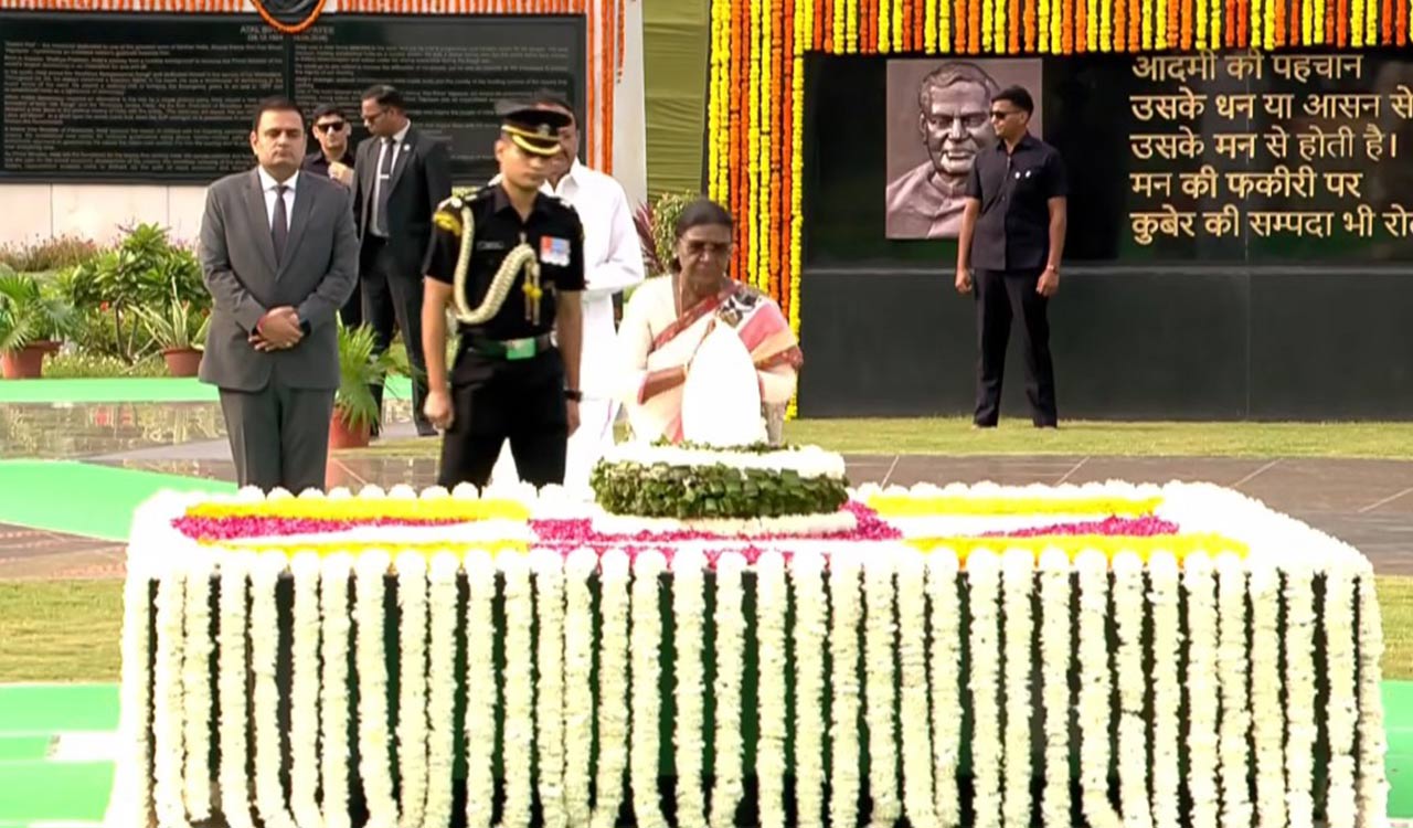 Prez Murmu, VP Radhakrishnan pay floral tributes to Atal Bihari Vajpayee at Sadaiv Atal