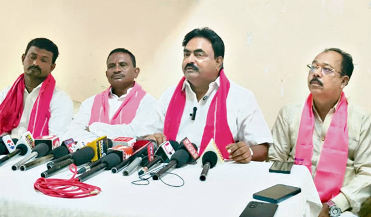 BRS demands probe into Bhadrachalam MLA’s role in aide’s job scam