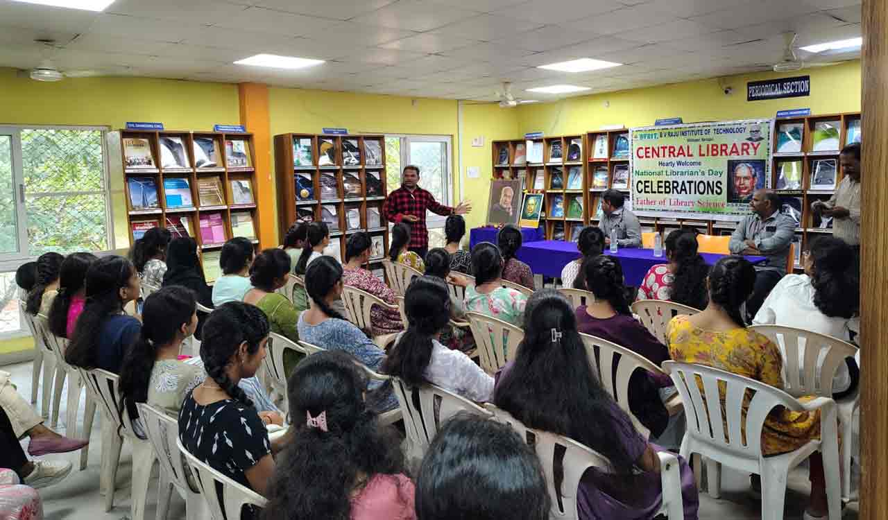 National Librarians’ Day celebrated at BVRIT in Narsapur