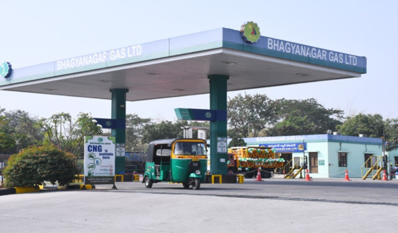 Govt says CBG price hike will have negligible impact on CNG, PNG consumers
