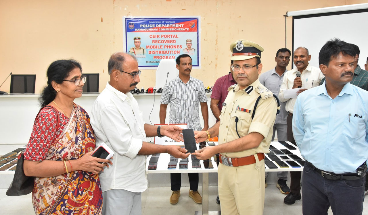 Ramagundam police recover 142 lost and stolen mobile phones through CEIR