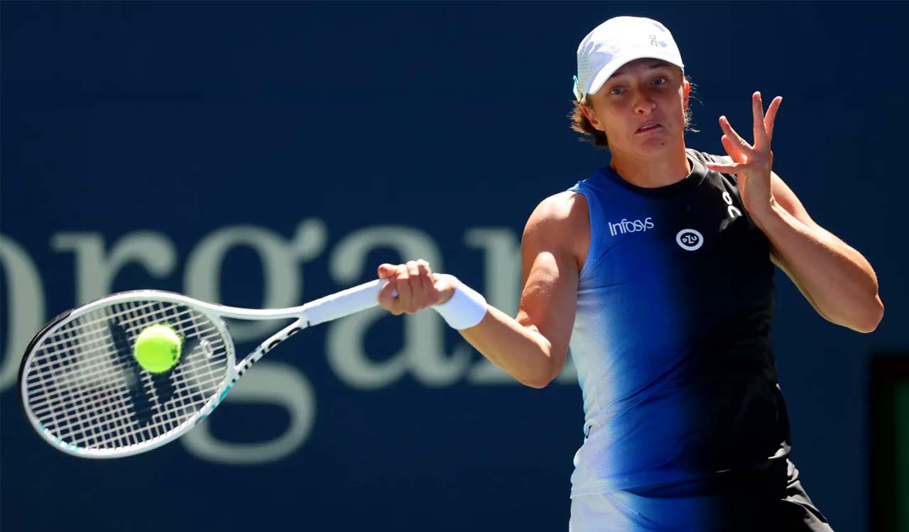 Canadian Open: Iga Swiatek cruises into fourth round; Alexandra Eala advances in Toronto