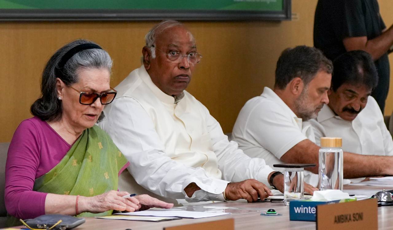 Congress to launch grassroots campaign on paper leaks, ‘chanda chori’