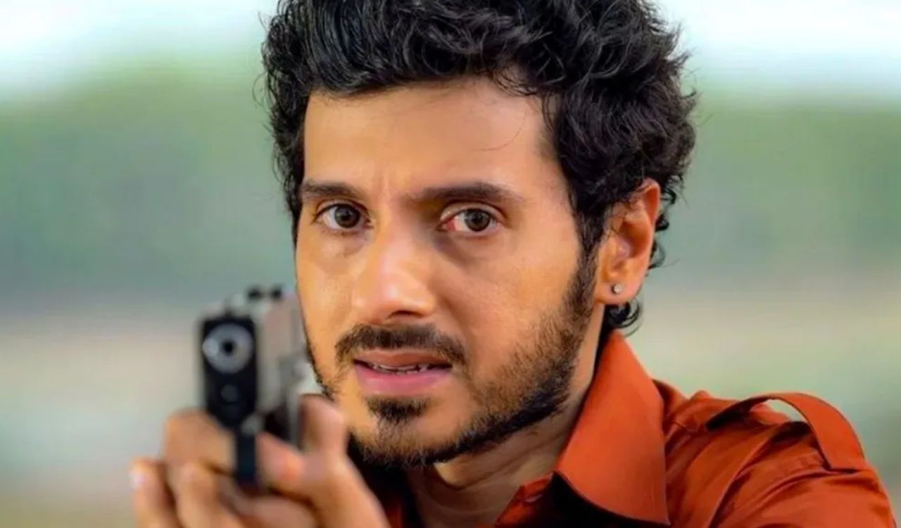 Divyenndu excited to reprise Munna Bhaiya in Mirzapur: The Movie