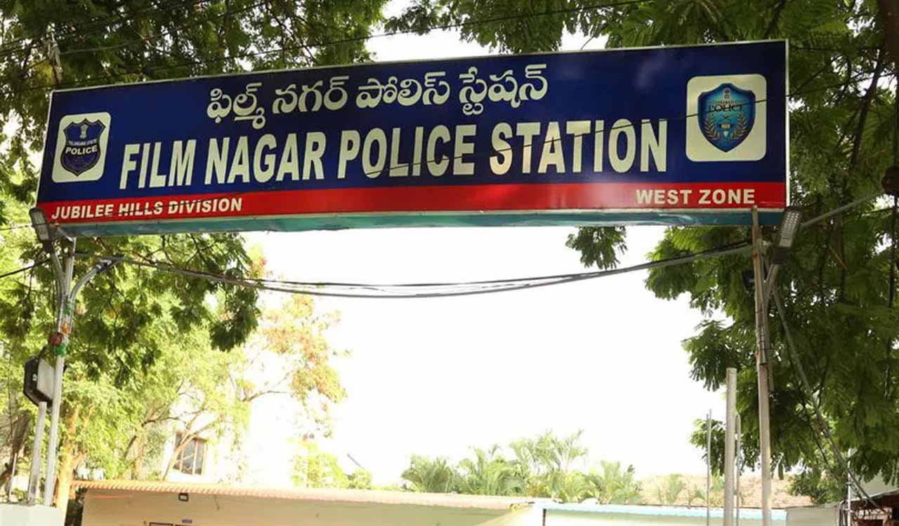 Film Nagar police book 12 over alleged attack on fruit vendor, brother
