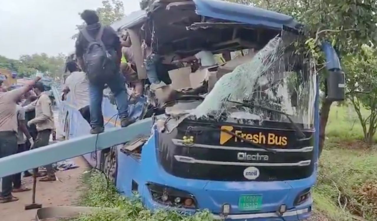 Suryapet: Five killed, 20 injured as bus rams into container truck