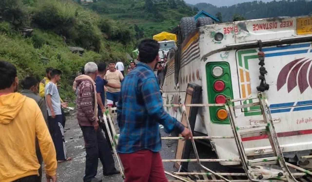 Himachal bus accident leaves 7 dead, 11 injured in Chamba