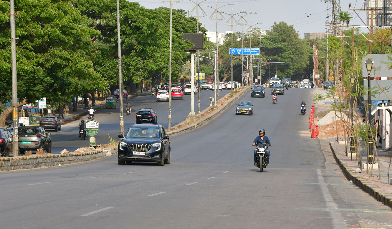 Hyderabad experience sultry mornings and afternoons followed by dry evenings, pattern to continue till August 27
