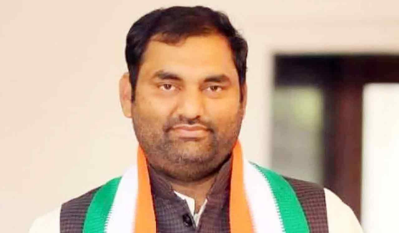 Anirudh Reddy defends Rajgopal Reddy’s criticism of Congress Government