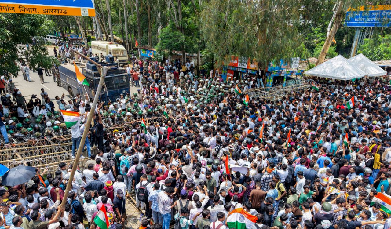 Jharkhand job exam stir enters 21st day, students plan Tiranga Yatra