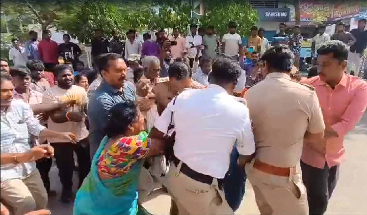 Kodad CI accused of manhandling man during protest over pan shop demolition