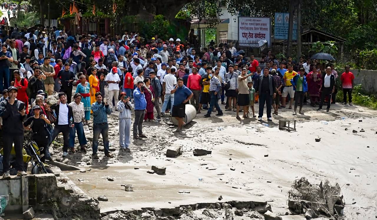 32 Kolkata pilgrims missing in Nepal floods