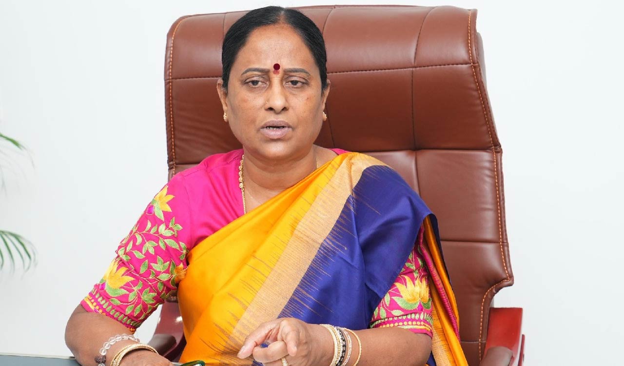 Congress notice leaves Telangana minister red‑faced over daughter’s tirade against CM
