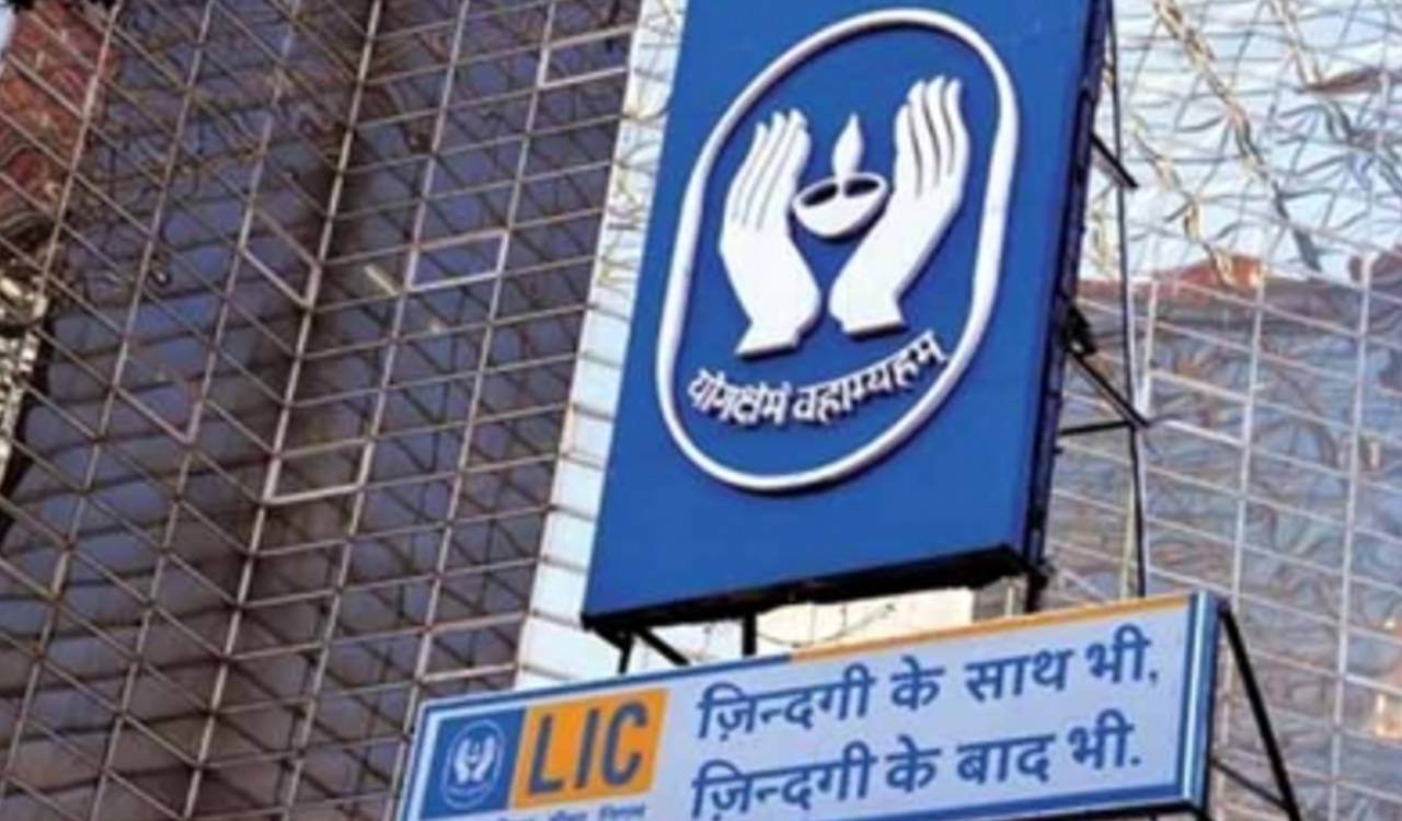 LIC gets nod to raise HDFC Bank holding to 9.99 pc
