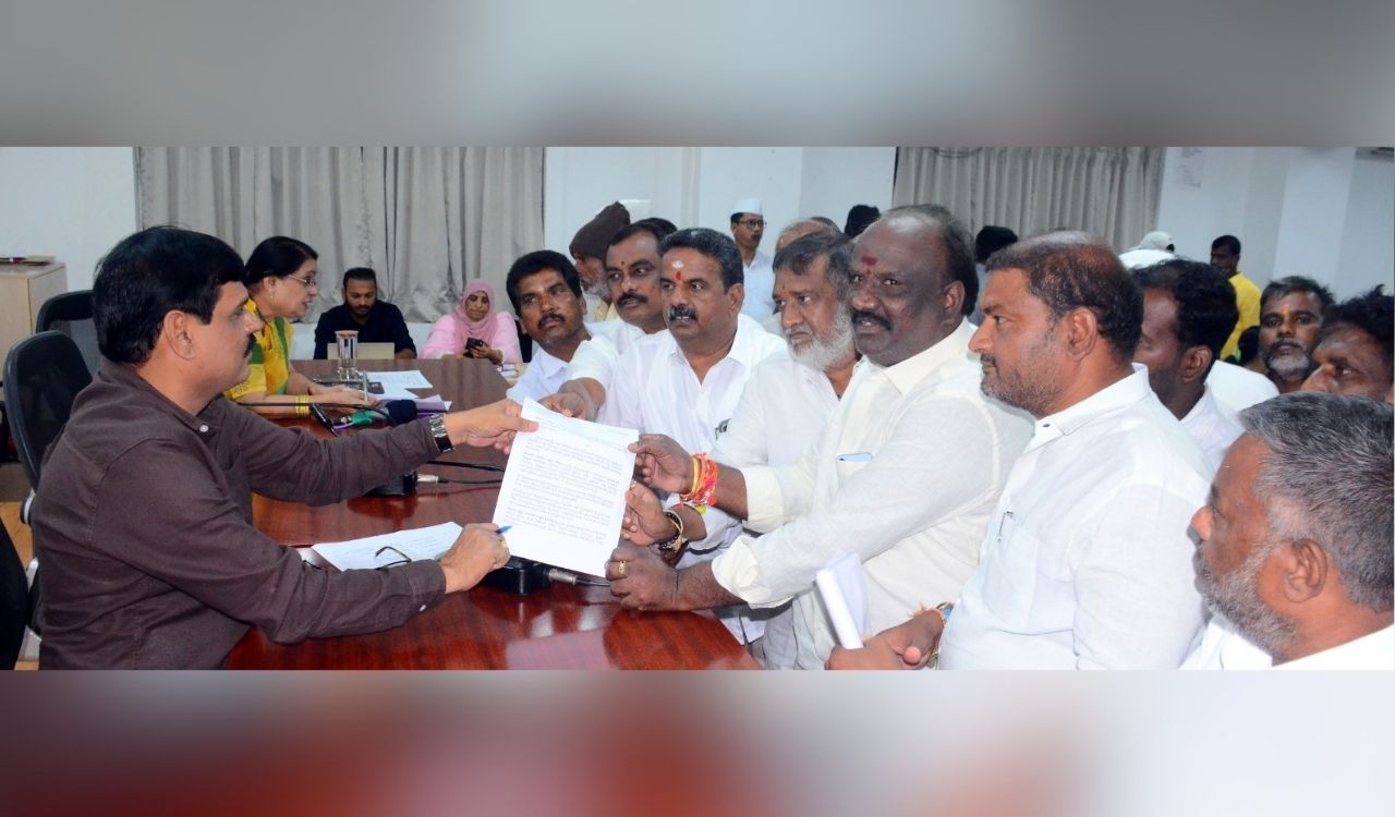 Conduct elections to PACs without delay: BRS leader Manikyam
