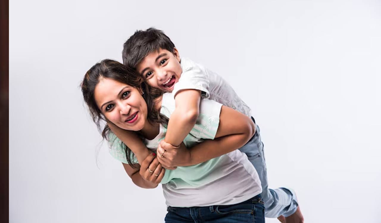 Better call mom: Schools still see mothers as the default parent to contact
