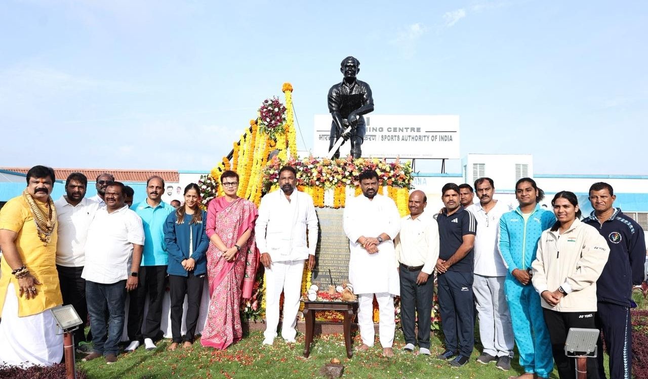 Telangana celebrates National Sports Day with tributes to Major Dhyan Chand