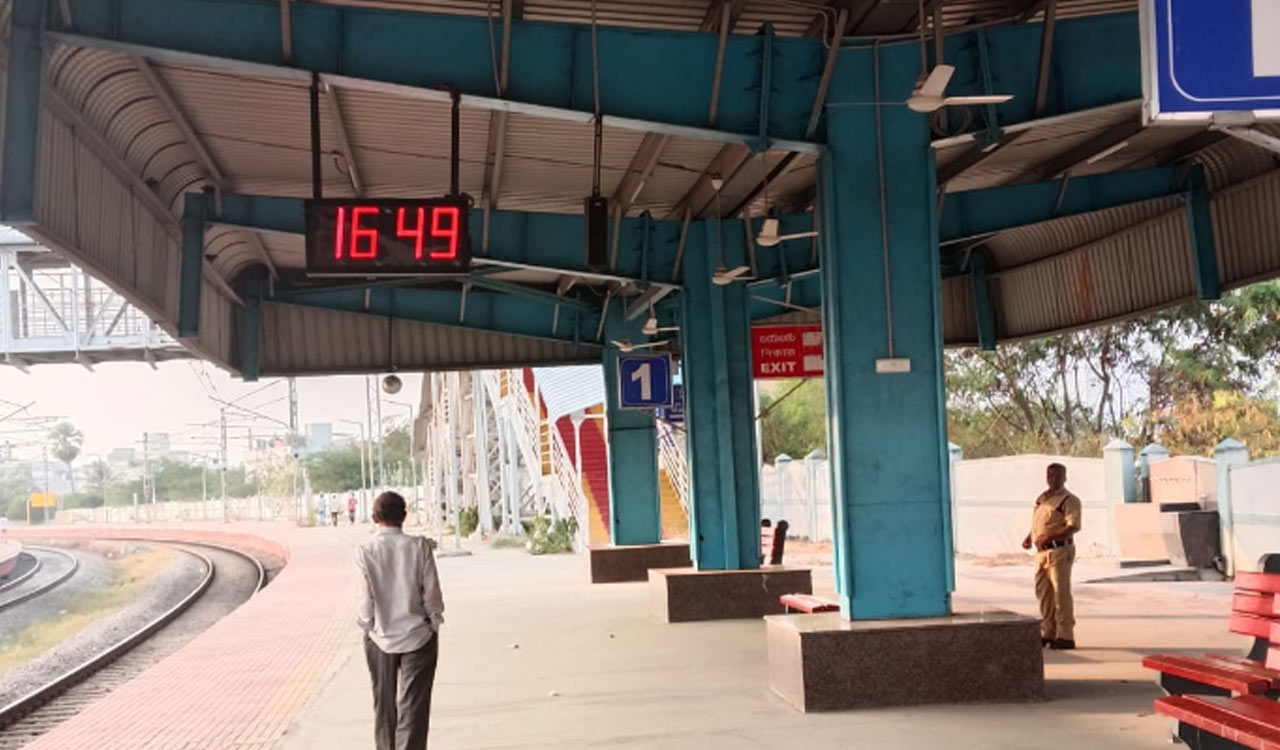 Residents seek platform extension at Neredmet Railway Station for 24-coach express trains