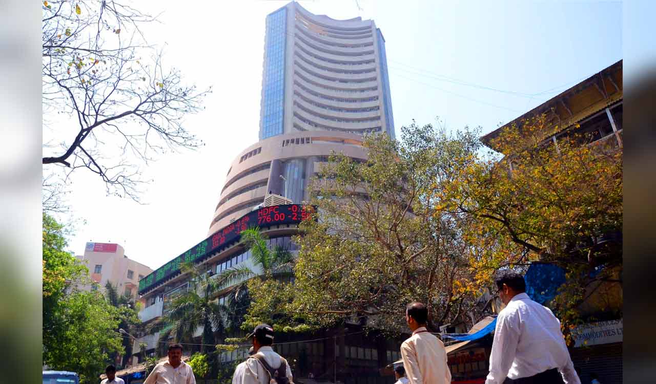 Markets open flat as crude nears 92 USD, bond yields rise