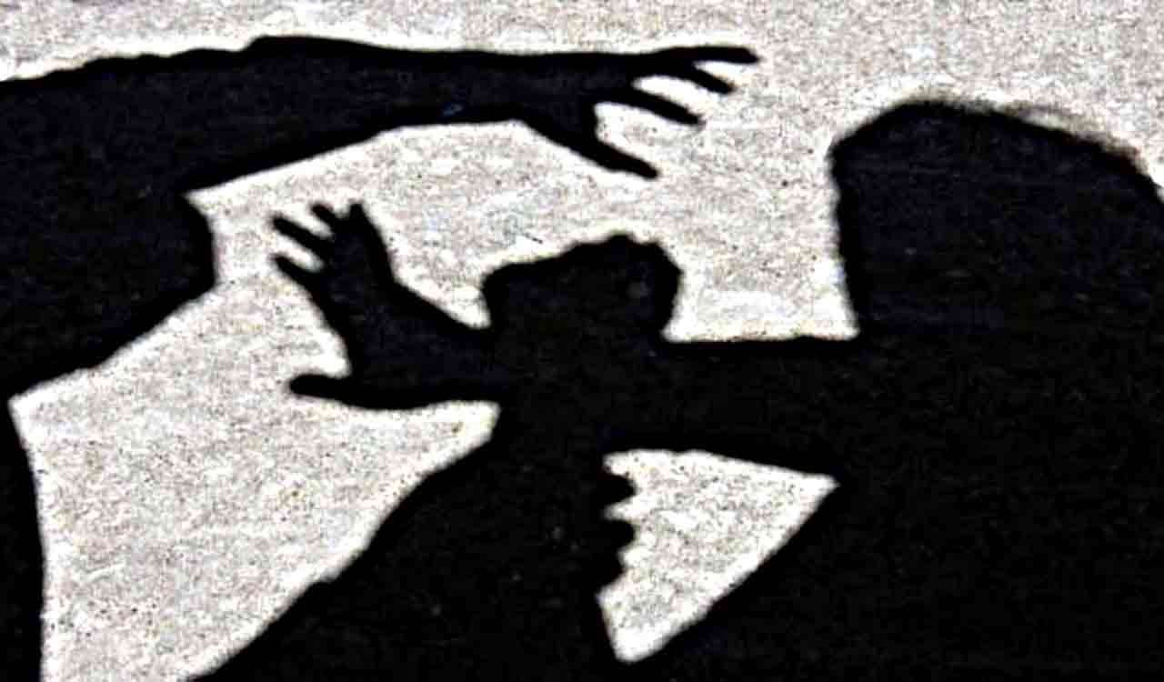 One sustained serious injuries, seven wounded as two groups clash in Mancherial