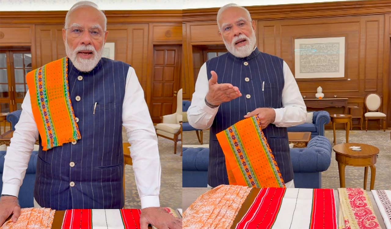 PM Modi greets nation on National Handloom Day