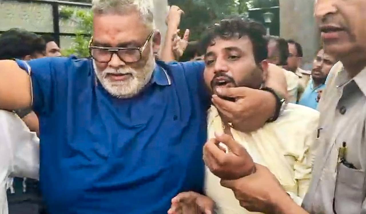 Parliament skit row: Slipper hurled at Pappu Yadav during Delhi presser