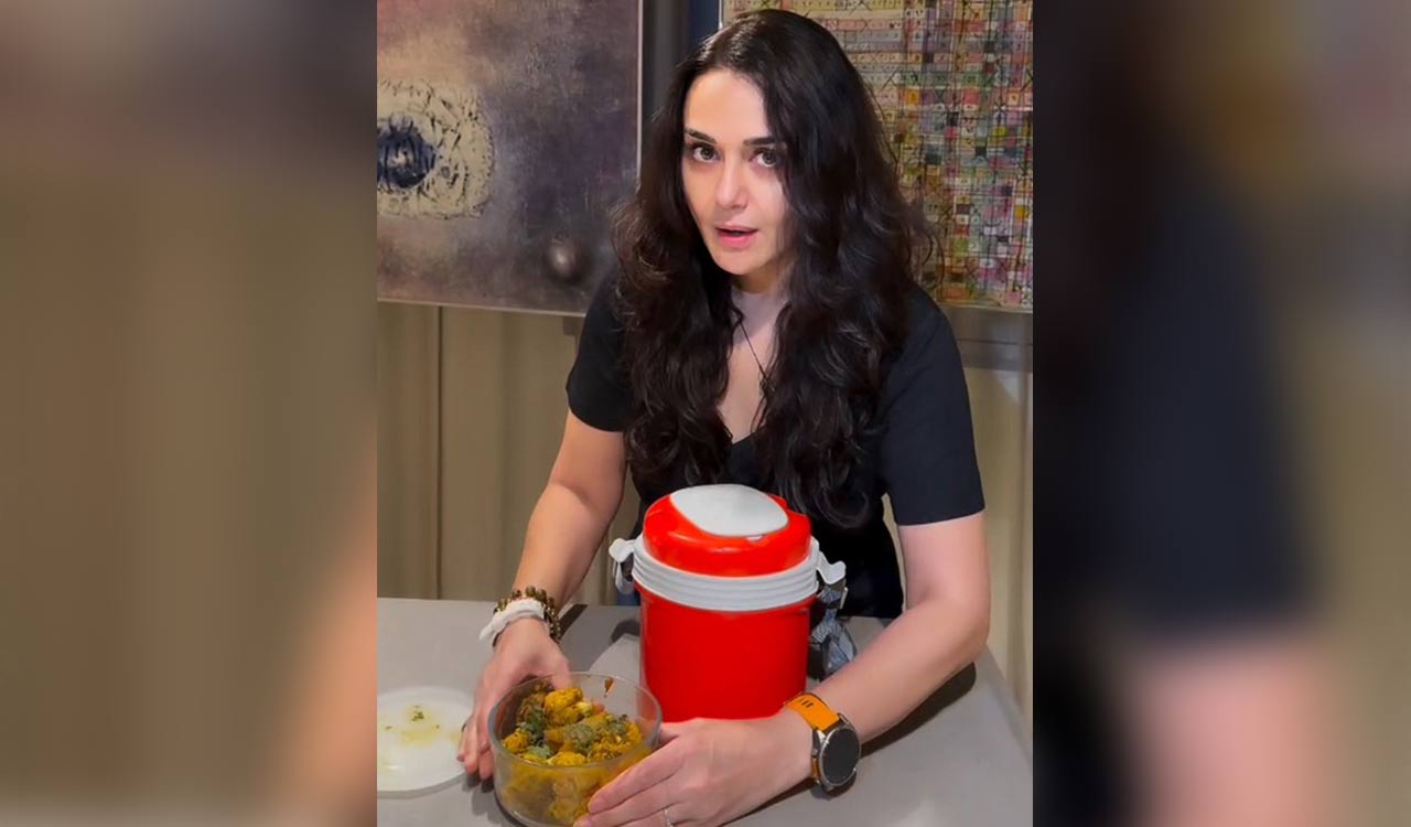 Preity Zinta relishes her favourite Kadhi Chawal in Paris while down with fever