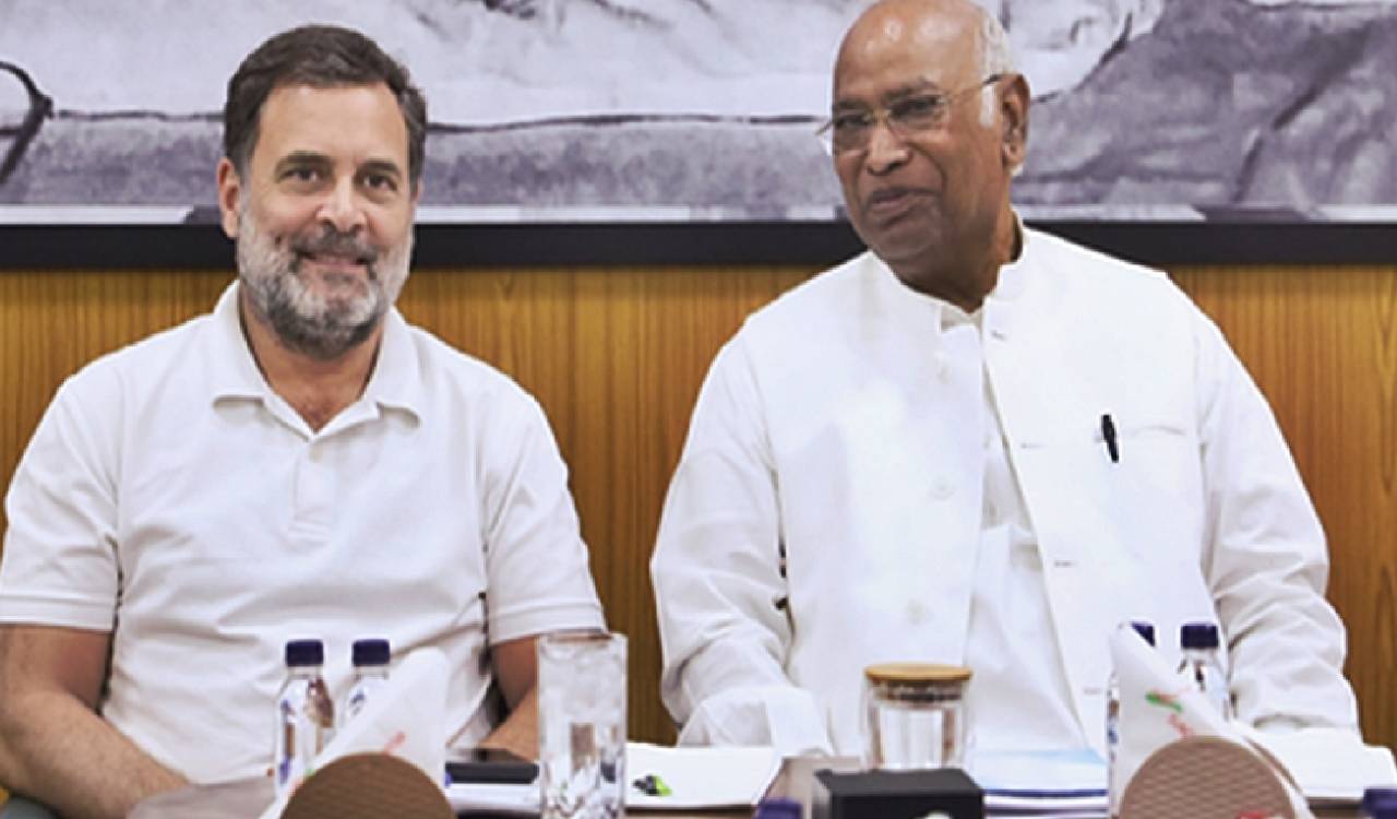 Kharge, Rahul Gandhi urge PM Modi to scrap caste census questionnaire
