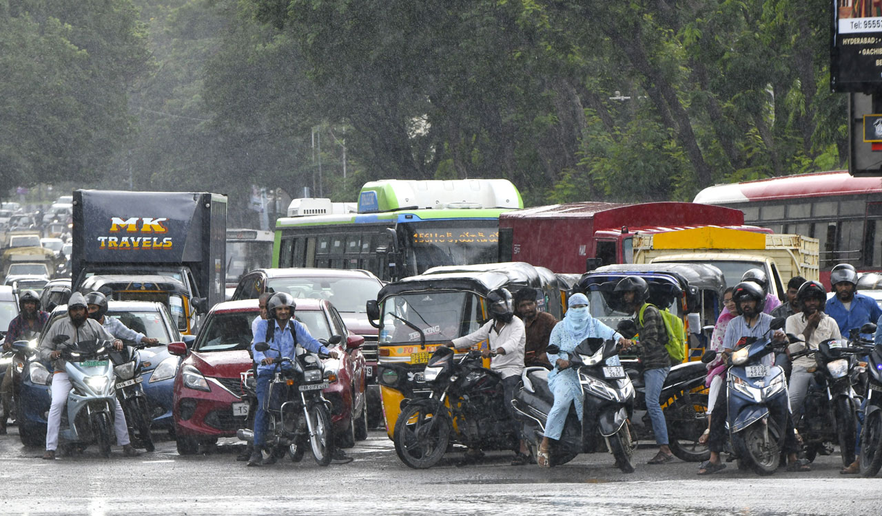 Hyderabad police advise residents to stay indoors amid heavy rain alert