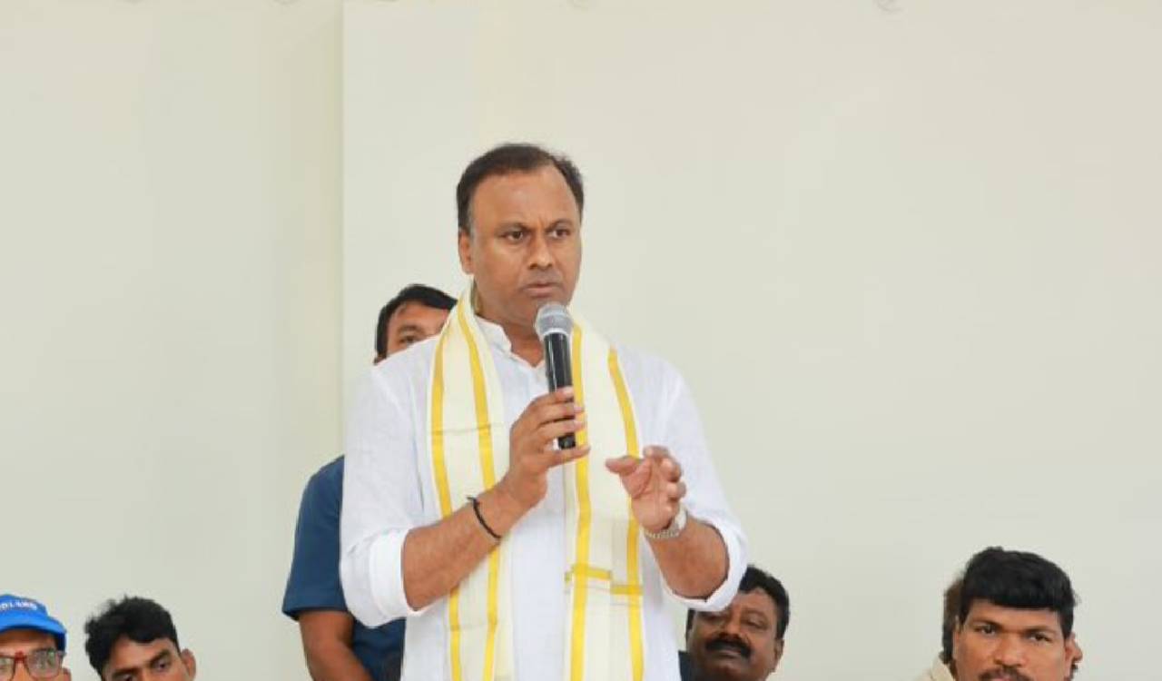Nalgonda Congress differences resurface as Anil Kumar Reddy targets Rajgopal Reddy