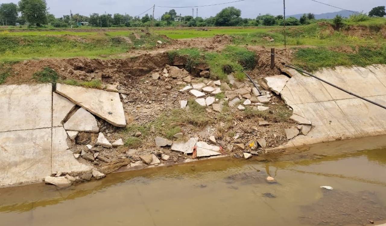 Sitarama Project Rajiv link canal in Khammam damaged weeks after water release