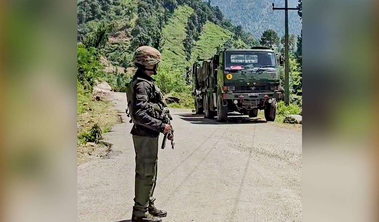 ISI takes control of operations of three Pakistan terror groups