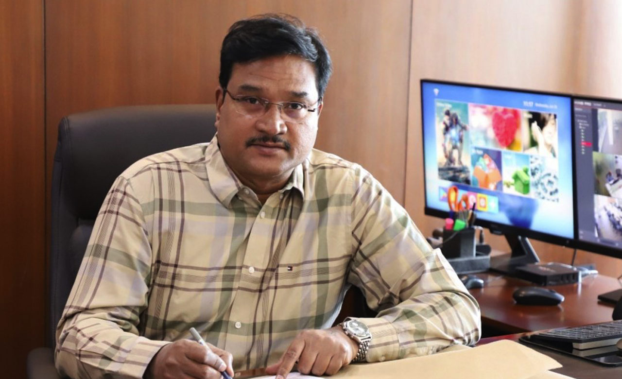 HYDRAA to act against illegal buildings after Madhapur collapse