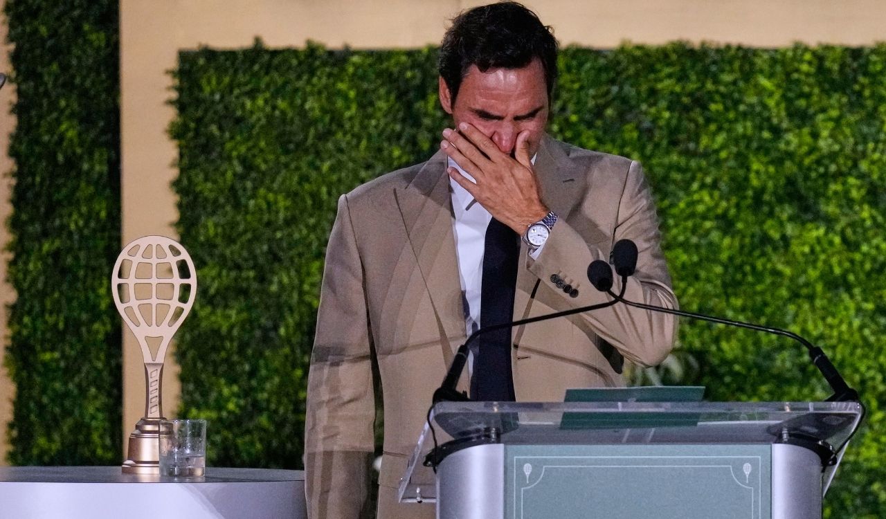 Roger Federer gets emotional as he is inducted into Tennis Hall of Fame