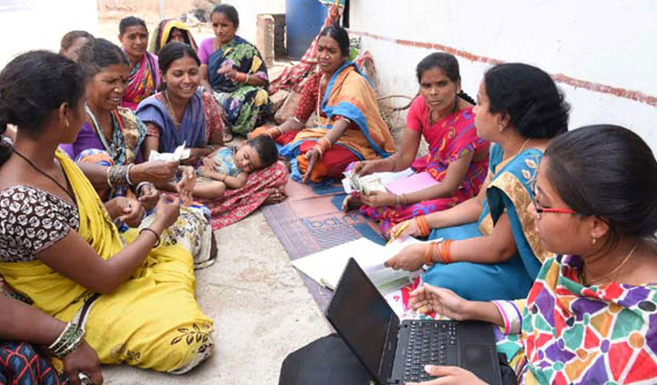 Govt to encourage women SHGs to build, operate grain silos in Telangana